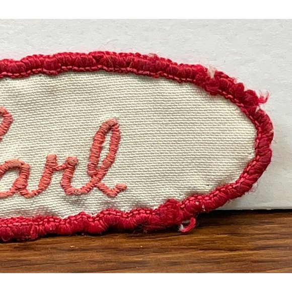 Vintage Name Patch Harl Embroidered Red Letters Oval 3" Across - Picture 4 of 4